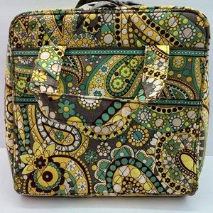 Vera Bradley Bible Cover with Handles and pockets